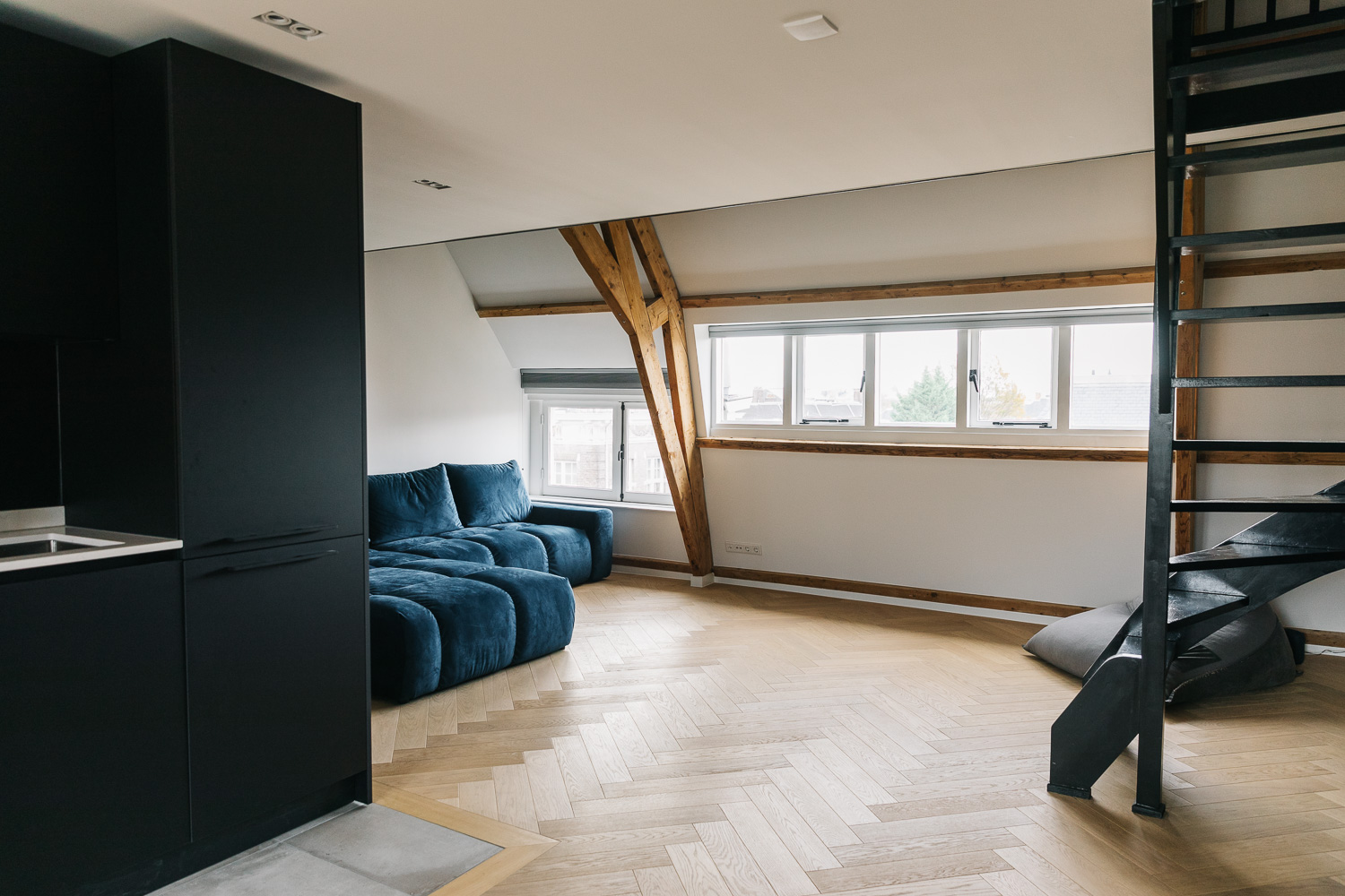 Studio_JAAF_residence_Gabriel_Metsustraat_Amsterdam_photography_On_a_hazy morning_020